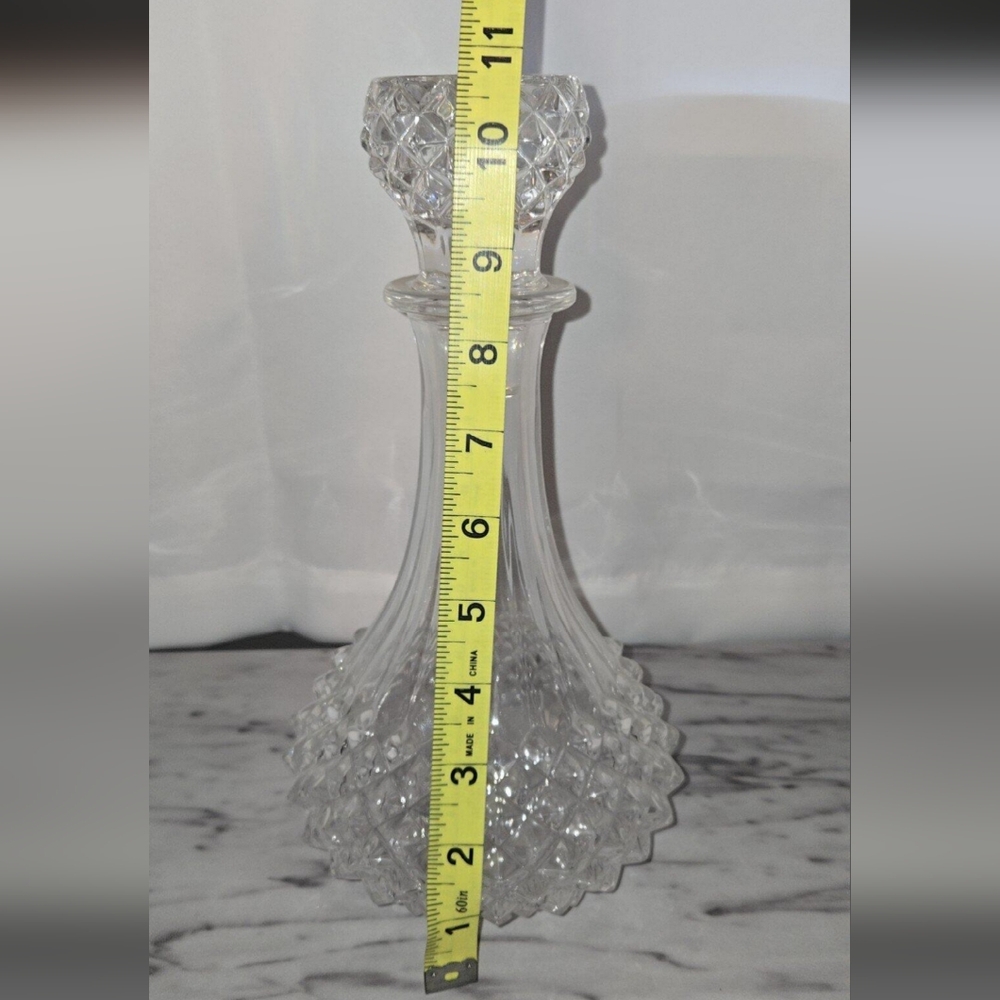 Vintage Crystal Diamond Cut Decanter - Picture 6 of 6